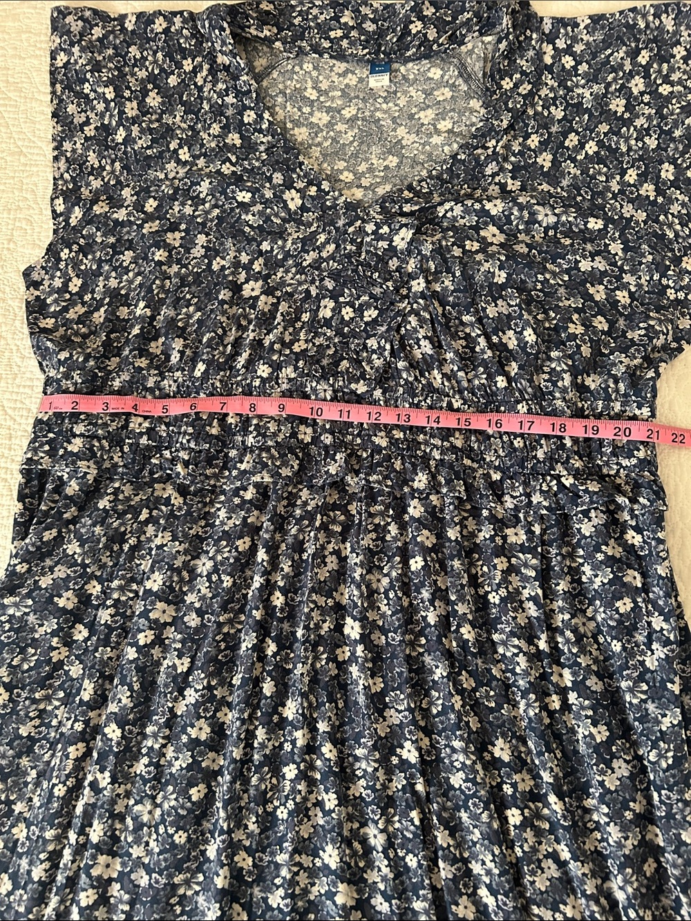 Old Navy Navy Ditsy Floral Ruffled Maxi Dress - Picture 8 of 11
